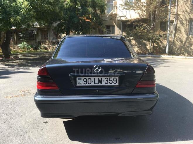 Mercedes C 220 1997, 198,787 km - 2.2 l - Bakı