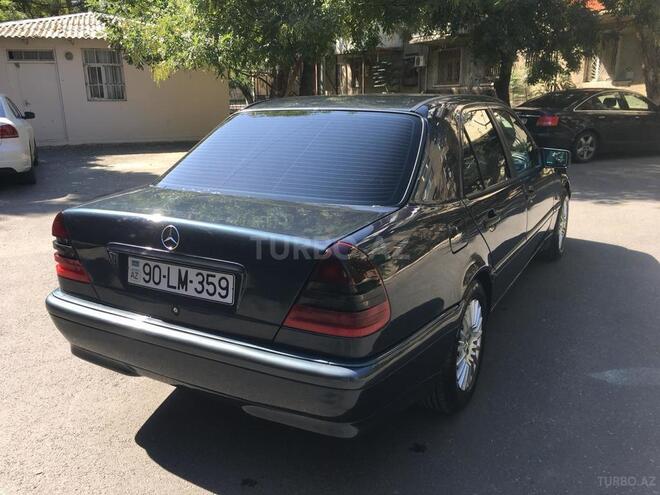 Mercedes C 220 1997, 198,787 km - 2.2 l - Bakı