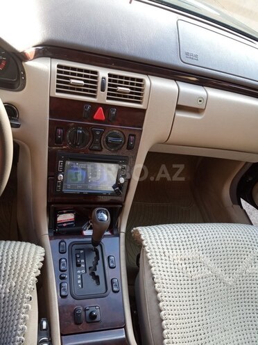 Mercedes E 230 1997, 350,663 km - 2.3 l - Xırdalan