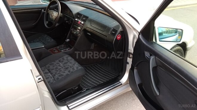 Mercedes C 180 1998, 254,000 km - 1.8 л - Sumqayıt