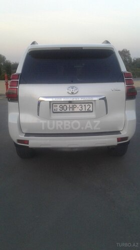 Toyota Prado 2010, 204,508 km - 2.7 l - Beyləqan
