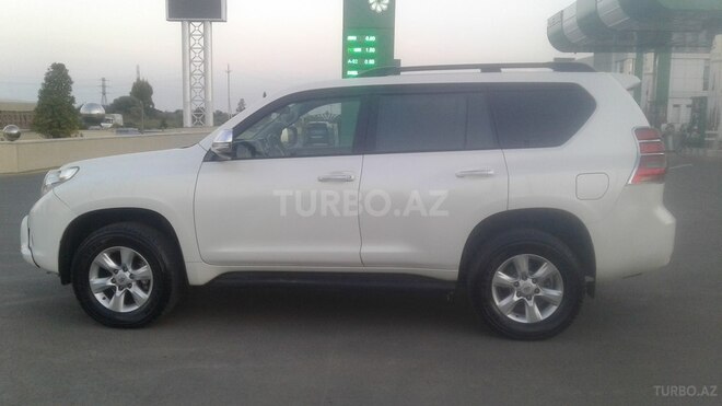 Toyota Prado 2010, 204,508 km - 2.7 l - Beyləqan