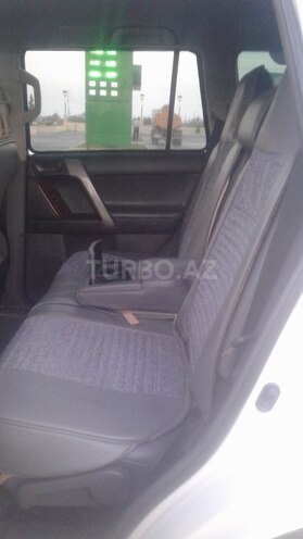 Toyota Prado 2010, 204,508 km - 2.7 l - Beyləqan