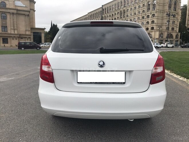 Skoda Fabia 2013, 137,000 km - 1.2 l - Bakı
