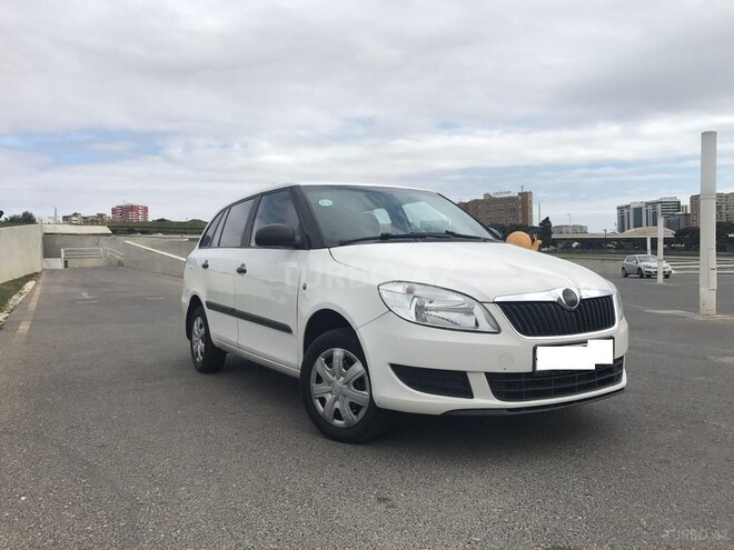 Skoda Fabia 2013, 137,000 km - 1.2 l - Bakı