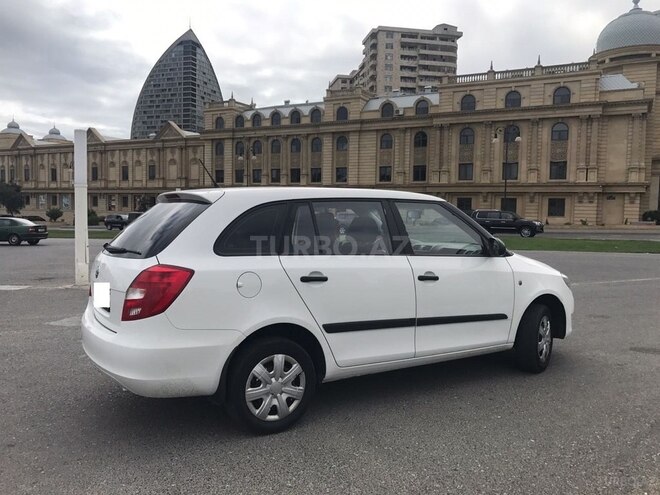 Skoda Fabia 2013, 137,000 km - 1.2 l - Bakı