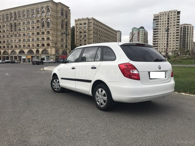 Skoda Fabia 2013, 137,000 km - 1.2 l - Bakı