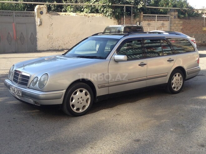 Mercedes E 240 1999, 312,090 km - 2.4 l - Gəncə