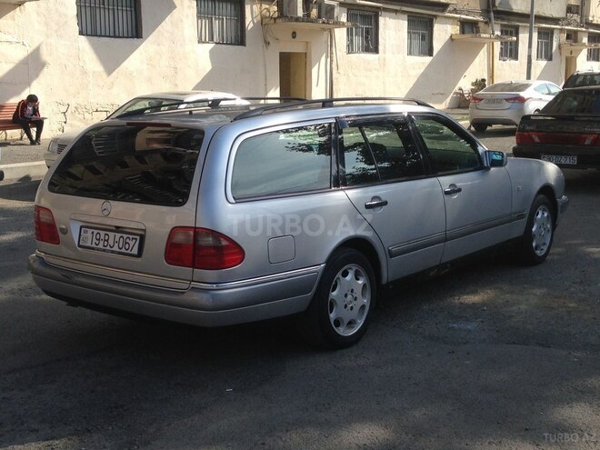 Mercedes E 240 1999, 312,090 km - 2.4 l - Gəncə