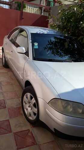 Volkswagen Passat 2001, 320,000 km - 2.0 л - Bakı