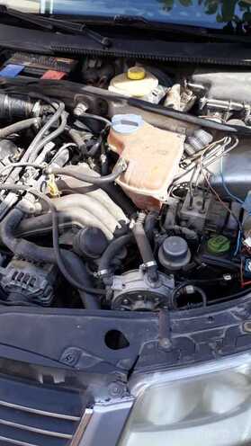 Volkswagen Passat 2001, 320,000 km - 2.0 л - Bakı
