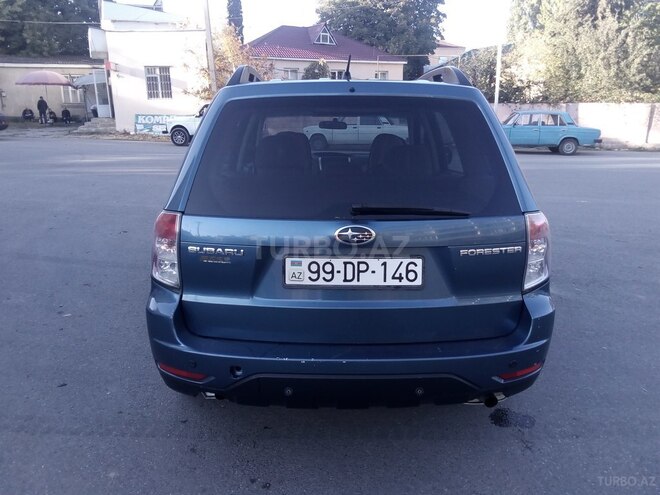 Subaru Forester 2009, 200,000 km - 2.5 l - Qusar