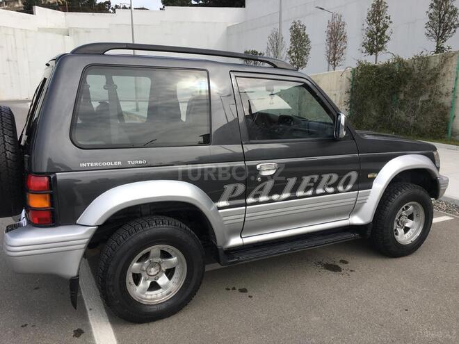 Mitsubishi Pajero 1992, 320,000 km - 2.5 l - Bakı