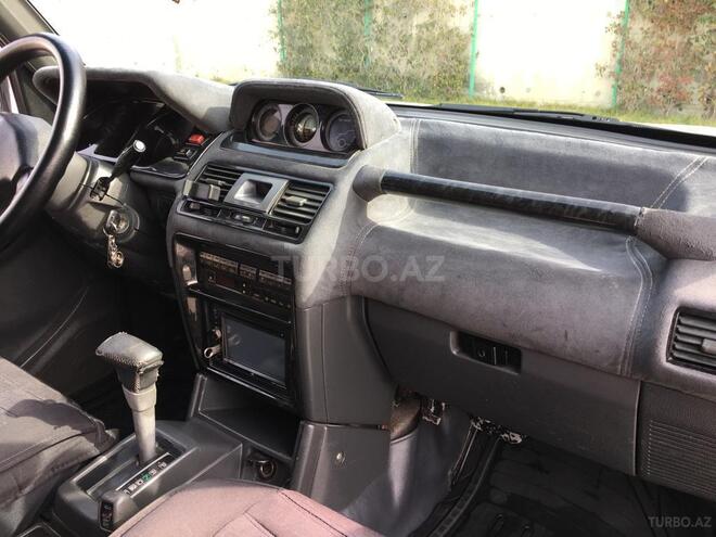 Mitsubishi Pajero 1992, 320,000 km - 2.5 l - Bakı