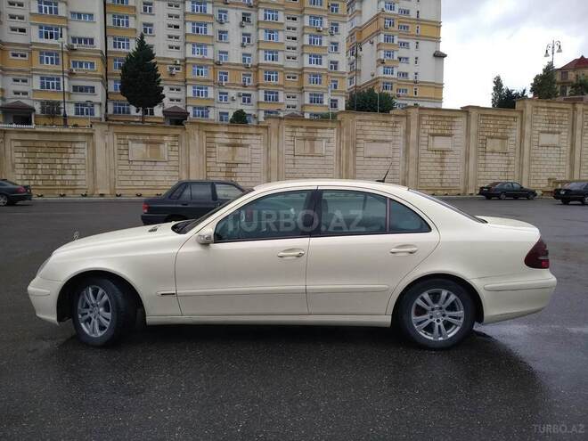 Mercedes E 220 2005, 265,000 km - 2.2 l - Bakı