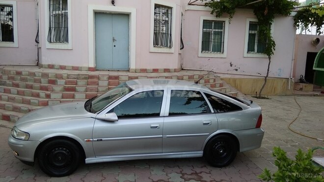 Opel Vectra 1999, 242,000 km - 1.6 l - Xırdalan