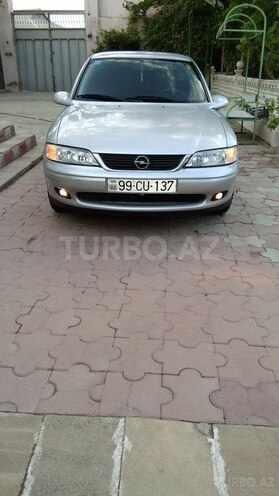 Opel Vectra 1999, 242,000 km - 1.6 l - Xırdalan