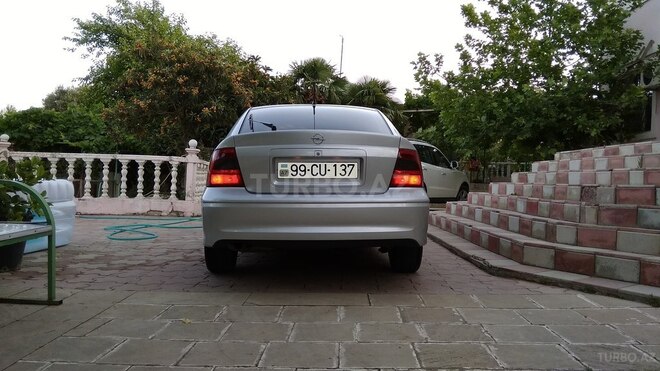Opel Vectra 1999, 242,000 km - 1.6 l - Xırdalan