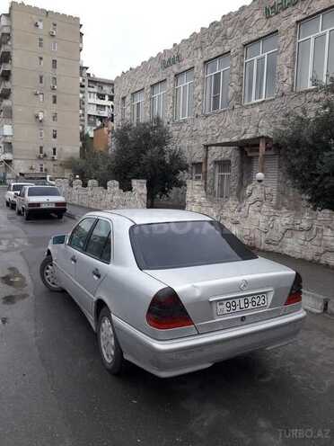 Mercedes C 220 2000, 464,000 km - 2.2 л - Bakı