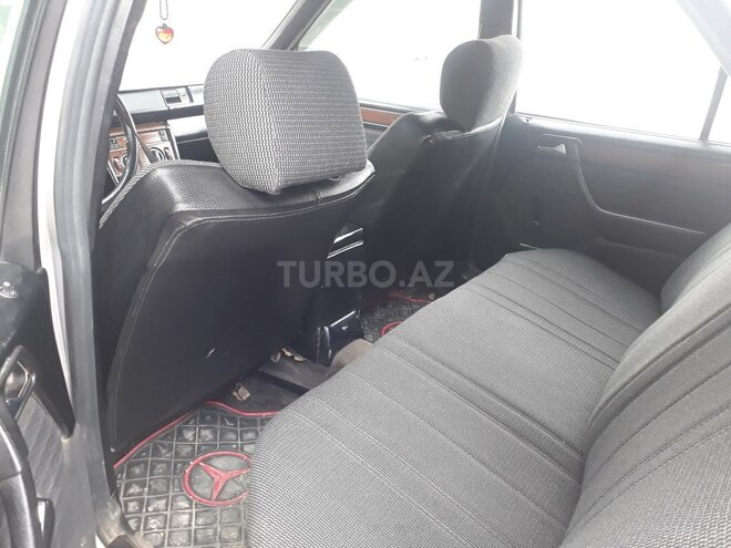 Mercedes E 200 1987, 329,539 km - 2.0 l - Bakı