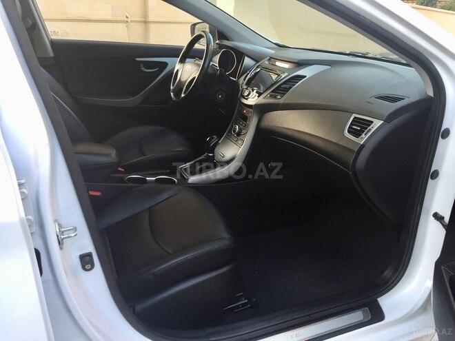 Hyundai Elantra 2014, 30,800 km - 1.6 л - Bakı