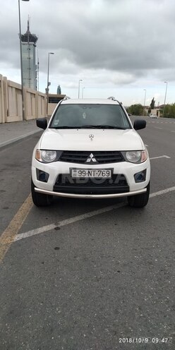 Mitsubishi L200 2011, 162,096 km - 2.5 l - Bakı