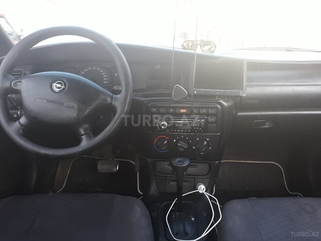 Opel Vectra 1996, 425,631 km - 1.6 l - Bakı