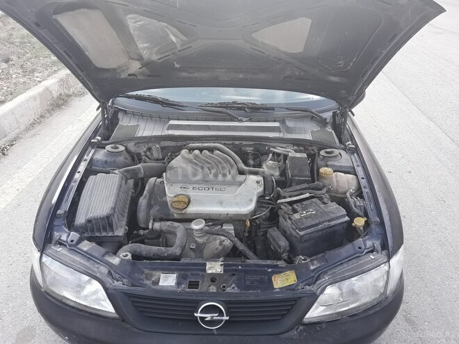 Opel Vectra 1996, 425,631 km - 1.6 l - Bakı