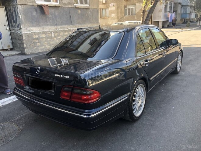 Mercedes E 240 2000, 265,700 km - 2.4 l - Sumqayıt