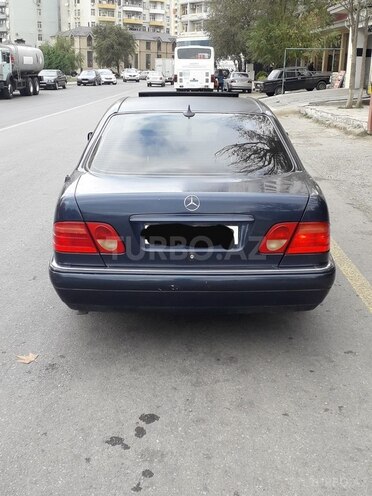 Mercedes E 230 1996, 256,000 km - 2.3 l - Bakı