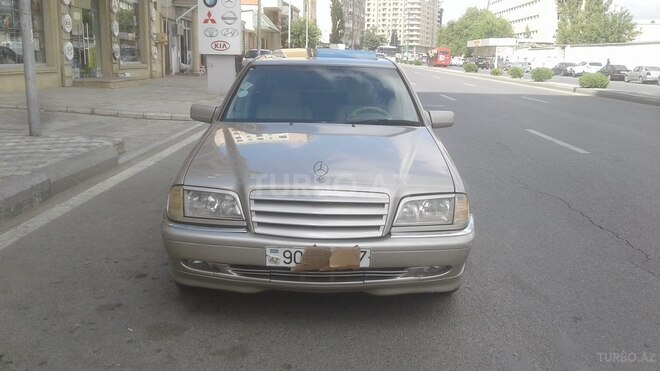 Mercedes C 230 1998, 180,000 km - 2.3 l - Bakı