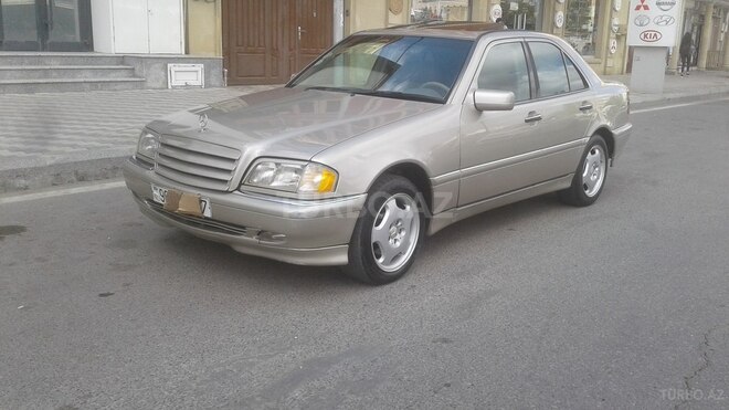 Mercedes C 230 1998, 180,000 km - 2.3 l - Bakı