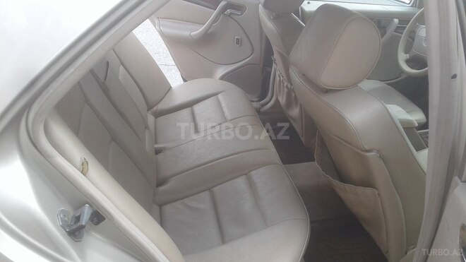 Mercedes C 230 1998, 180,000 km - 2.3 l - Bakı