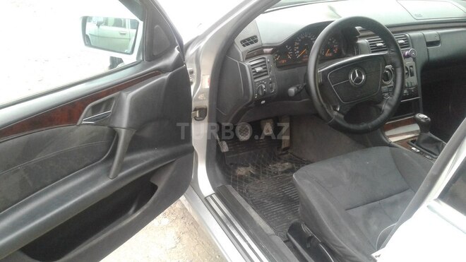 Mercedes E 200 1996, 786,000 km - 2.0 l - Gəncə
