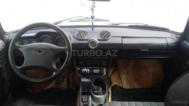 LADA (VAZ) 2106 1989, 250,000 km - 1.6 l - Salyan
