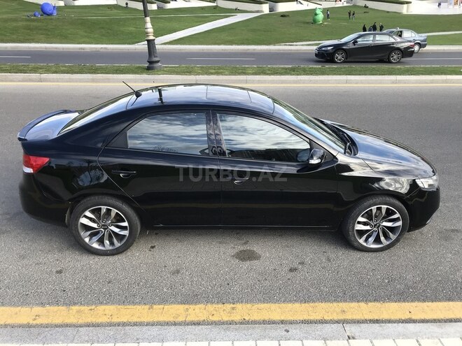 Kia Cerato 2009, 178,000 km - 2.0 l - Bakı