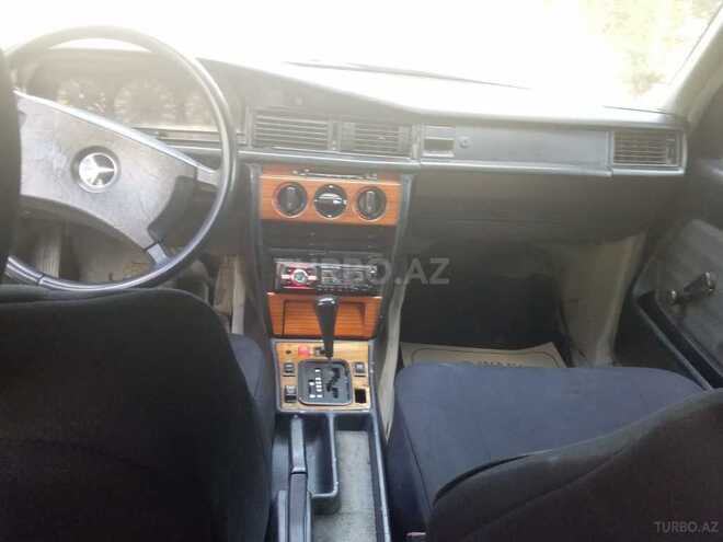 Mercedes 190 1992, 423,021 km - 2.0 л - Bakı