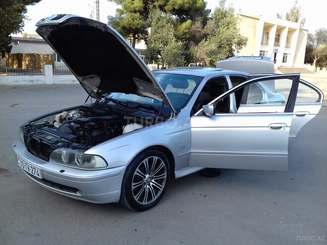 BMW 530 2001, 283,000 km - 3.0 l - Bakı