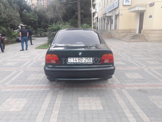 BMW 520 2000, 250,000 km - 2.0 л - Sumqayıt
