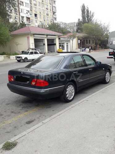 Mercedes E 230 1996, 333,333 km - 2.3 l - Bakı