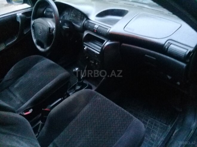 Opel Astra 1997, 320,000 km - 1.6 л - Bakı