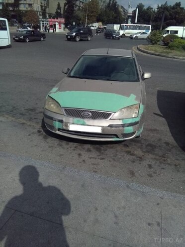 Ford Mondeo 2003, 233,714 km - 2.0 l - Bakı
