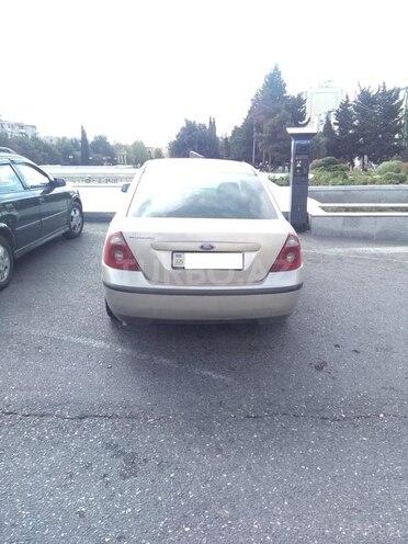 Ford Mondeo 2003, 233,714 km - 2.0 l - Bakı