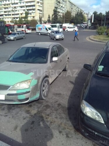 Ford Mondeo 2003, 233,714 km - 2.0 l - Bakı