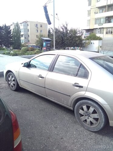 Ford Mondeo 2003, 233,714 km - 2.0 l - Bakı