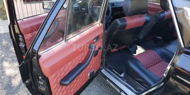 GAZ 24-10 1989, 156,000 km - 2.3 l - Quba