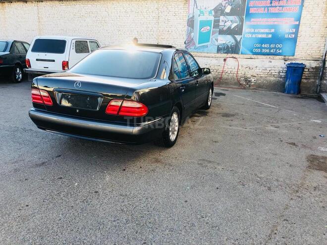 Mercedes E 200 2001, 197,000 km - 2.0 l - Gəncə