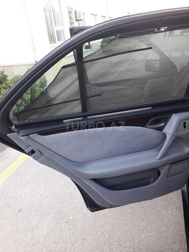 Mercedes E 240 1997, 121,340 km - 2.4 l - Sumqayıt