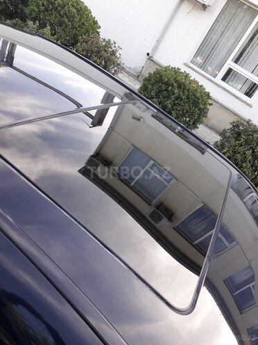 Mercedes E 240 1997, 121,340 km - 2.4 l - Sumqayıt