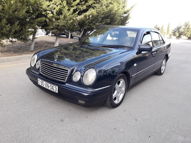 Mercedes E 240 1997, 121,340 km - 2.4 l - Sumqayıt